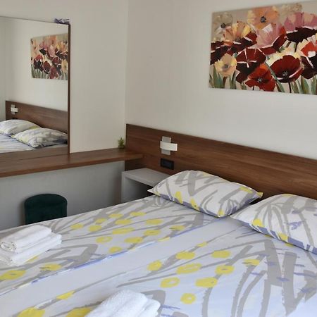 פורץ Apartment Pancur מראה חיצוני תמונה